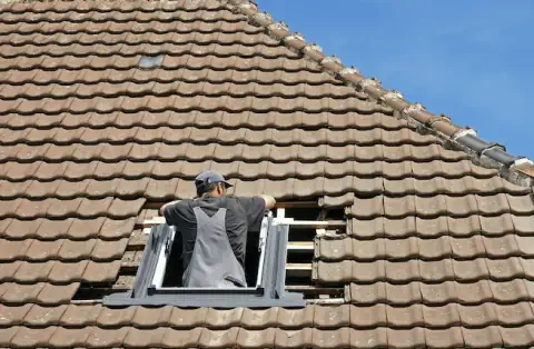 Pose de velux - Vireux-Wallerand